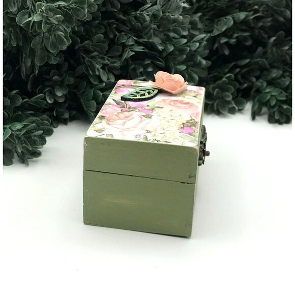 Decorative Shabby Chic Wooden Trinket Box With Floral Design Small Jewelry Or K - Picture 3 of 6